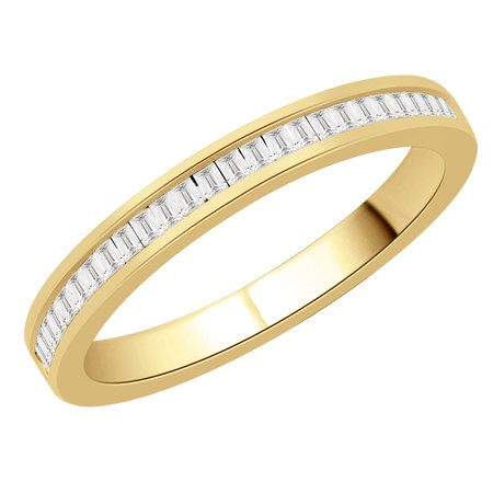 Channel set baguette cut diamonds set in a yellow gold ring\\n\\n11/03/2016 16:59
